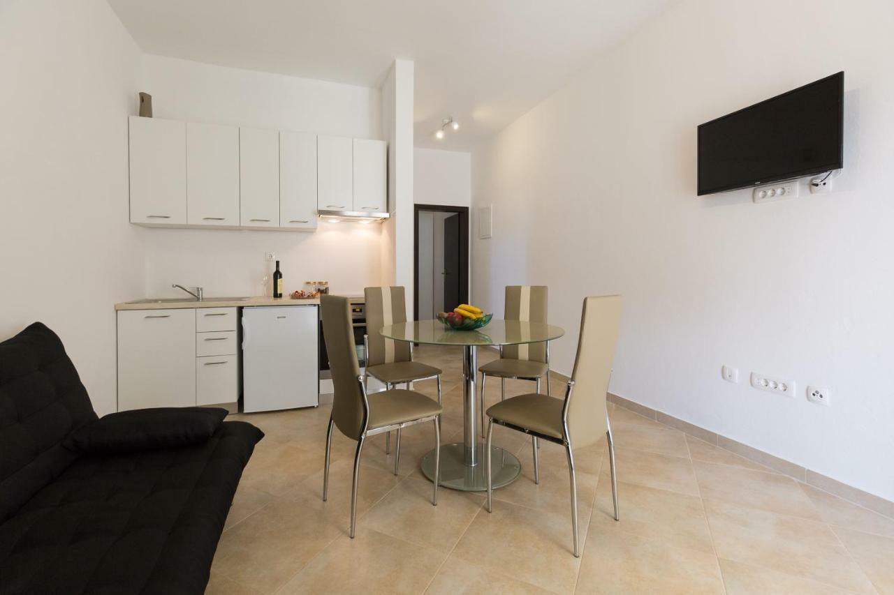 Memories Apartments Свети Петър Екстериор снимка
