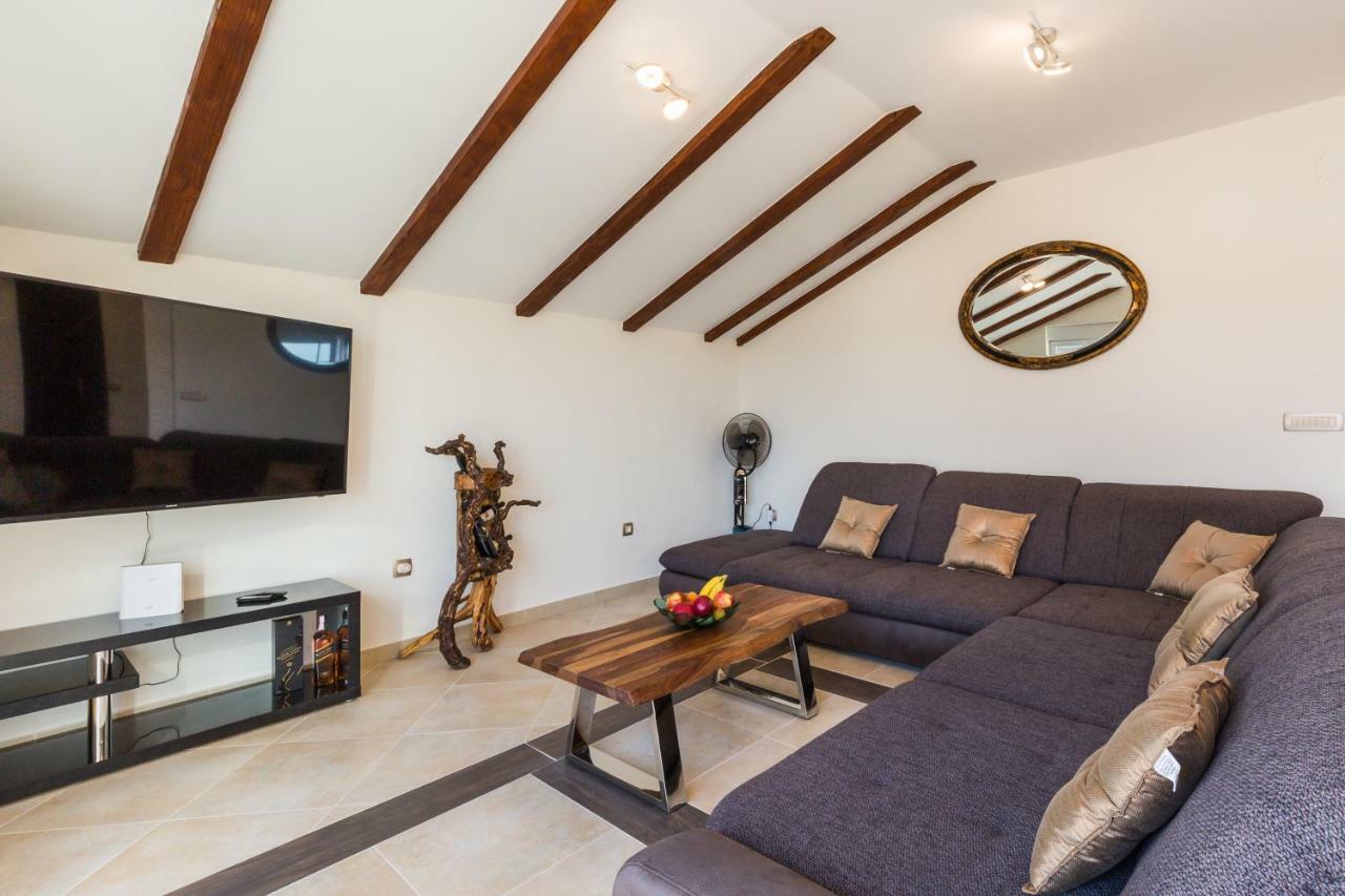 Memories Apartments Свети Петър Екстериор снимка