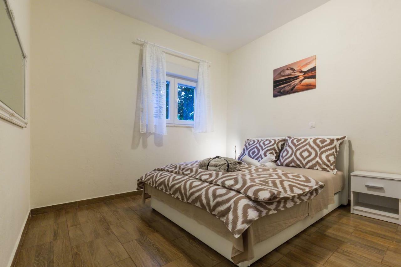 Memories Apartments Свети Петър Екстериор снимка